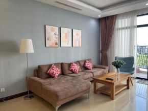 LiLiving in Vinhomes Royal city